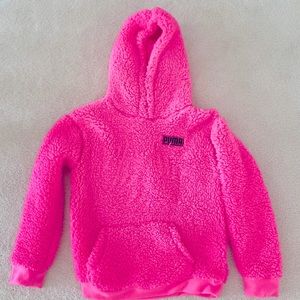 Puma Girls hot pink Sherpa sweatshirt size XL 16